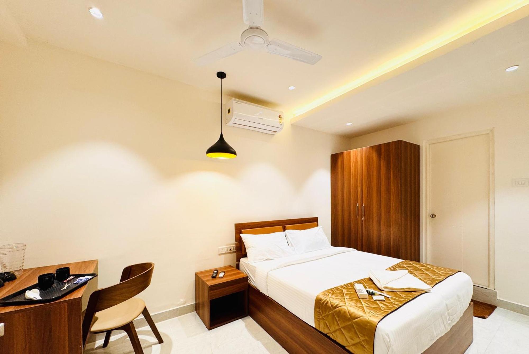 Hotel Star Avenue - Indiranagar Bengaluru Zewnętrze zdjęcie