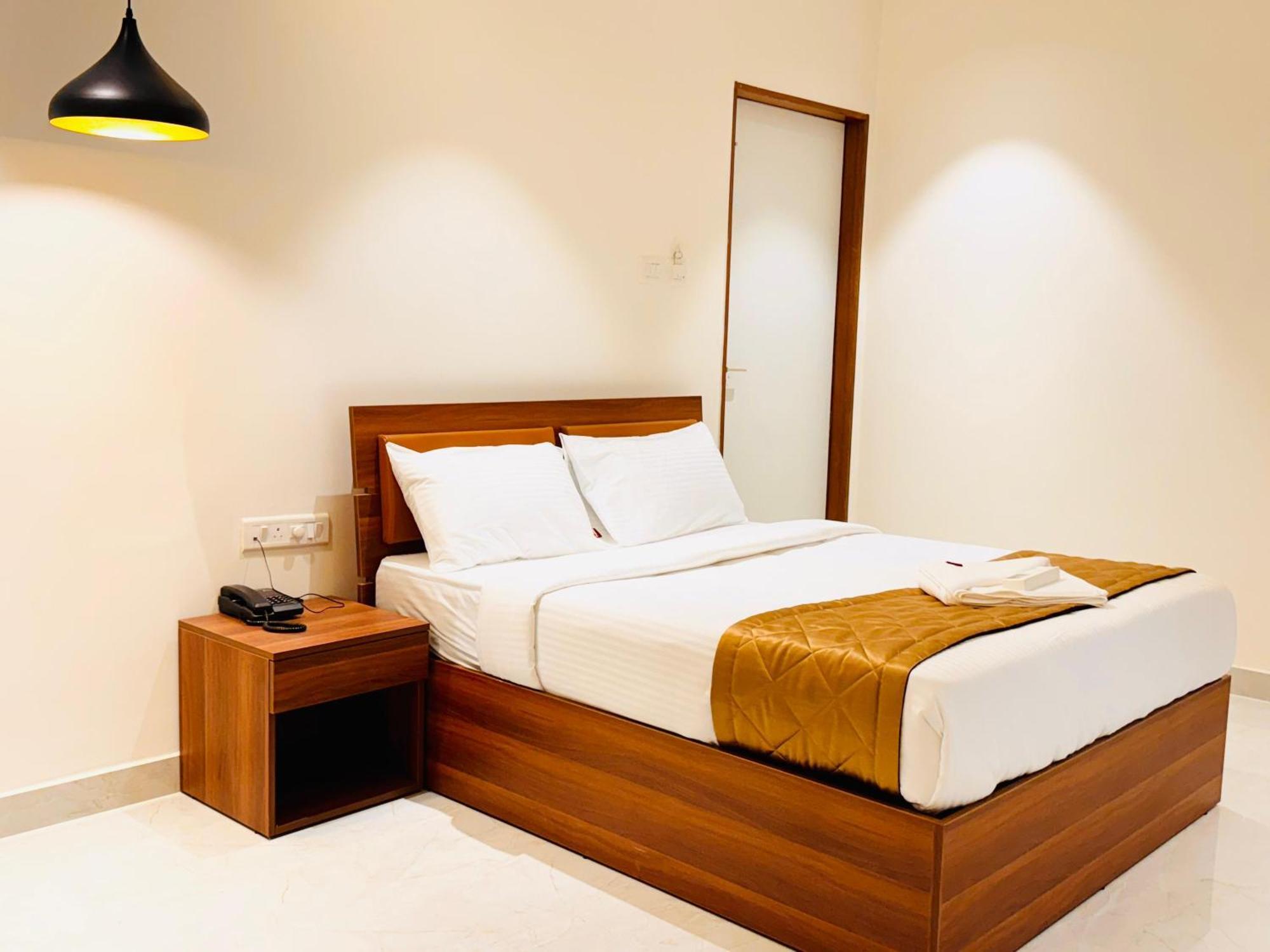 Hotel Star Avenue - Indiranagar Bengaluru Zewnętrze zdjęcie